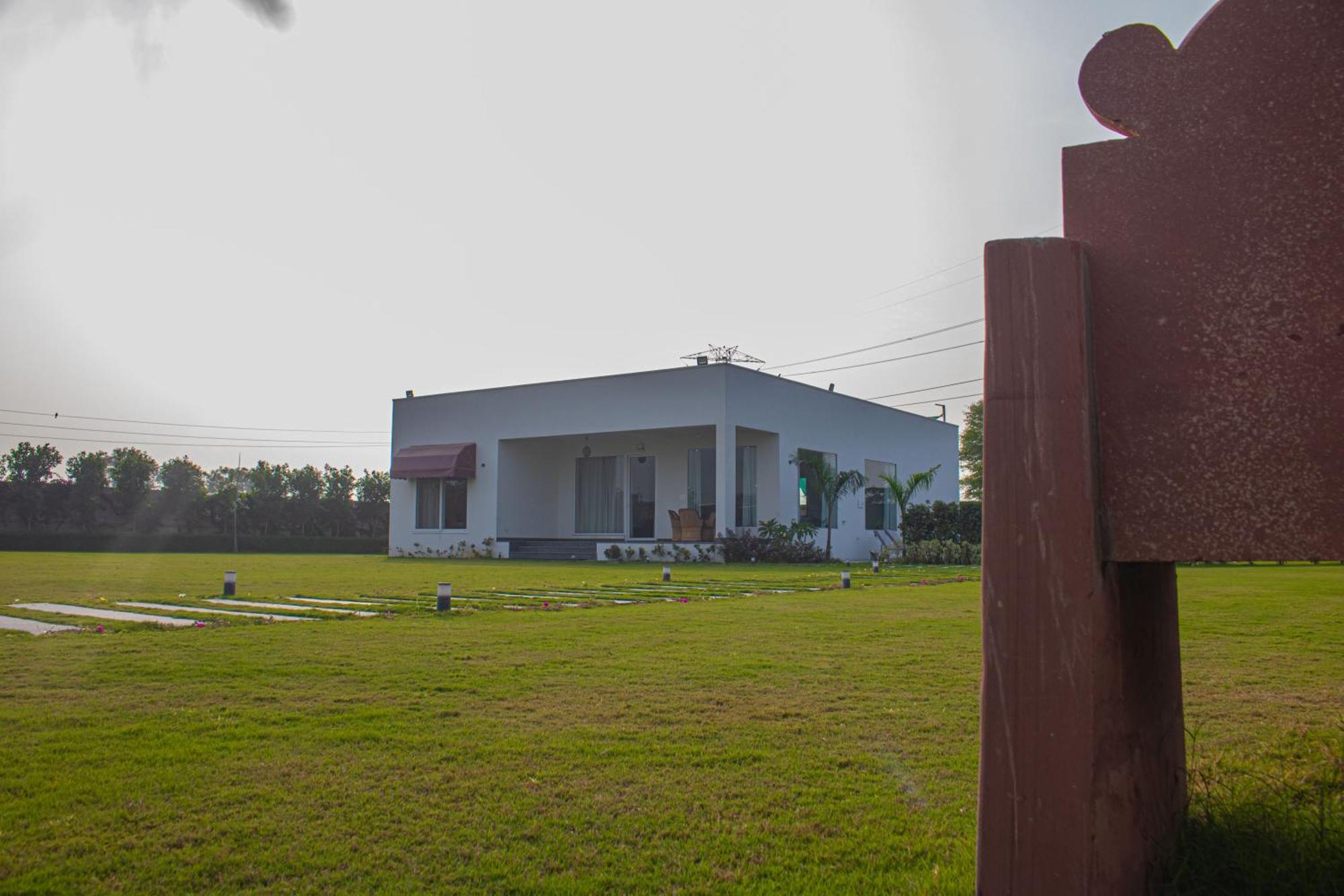 The Peace- A Luxury 2Bhk Private Pool Farm Villa Jaipur Exteriör bild